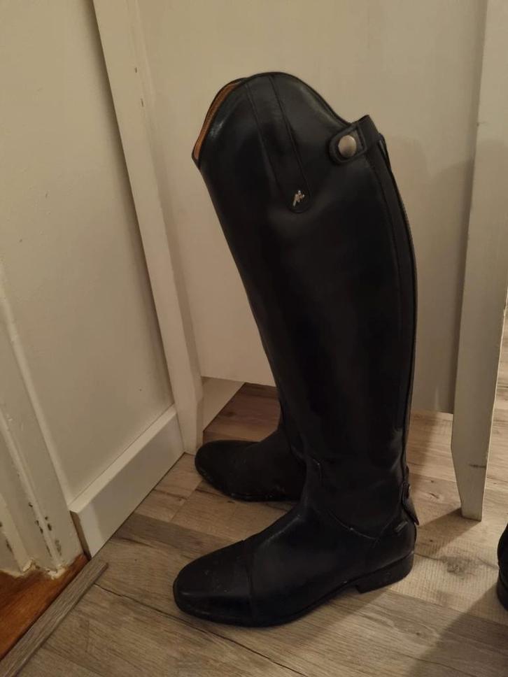 Mondoni Sunderland leren rijlaarzen
maat 38 z.g.a.n., Dieren en Toebehoren, Paardrijkleding, Zo goed als nieuw, Schoeisel, Dressuur