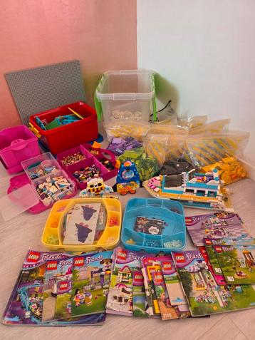Mega veel op kleur gesorteerde Lego Friends!!! beschikbaar voor biedingen