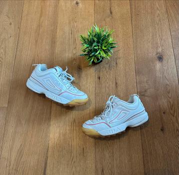 Fila sneakers - maat 39 beschikbaar voor biedingen