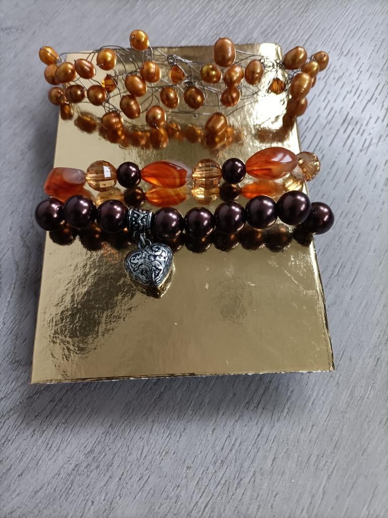 Setje armbanden voor €2,00, Overige materialen, Overige kleuren, Ophalen of Verzenden, Zo goed als nieuw