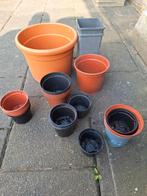 Gezocht gratis bloempotten plastic, Tuin en Terras, Bloempotten, Ophalen, Kunststof, Gebruikt, Rond