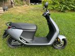 Segway E-scooter geel kenteken 2022 matgrijs onder 1000km, Ophalen, Maximaal 45 km/u, Elektrisch, Zo goed als nieuw