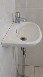 Wc fonteintje Sphinx met Grohe kraan. Nog heel netjes., Ophalen, Minder dan 50 cm, Gebruikt, Overige typen