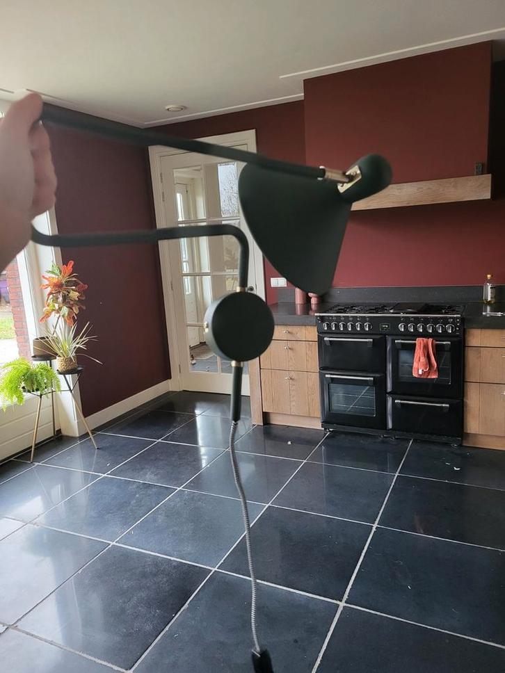 Donkergroene MADE Wandlamp met Knikarm, Huis en Inrichting, Lampen | Wandlampen, Zo goed als nieuw, Metaal, Ophalen