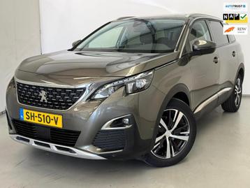 Peugeot 5008 1.2 PureTech Allure / Aut / 7-pers / Pano / NL- beschikbaar voor biedingen