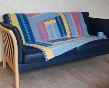 Cascade 220 wollen deken gebreid 130 x 130 cm groot beschikbaar voor biedingen