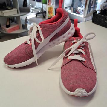 Puma roze soft sneakers model Carson maat 39 unisex 48261 beschikbaar voor biedingen