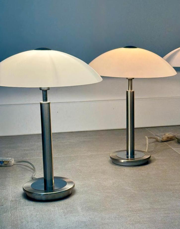 2 stuks Prachtige tafellamp touch staal klein, Huis en Inrichting, Lampen | Tafellampen, Zo goed als nieuw, Minder dan 50 cm, Metaal