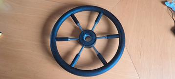 Bootstuur  beschikbaar voor biedingen