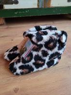 Warme wollen sloffen lederen zool luipaard print 37-38, Bruin, Nieuw, Ophalen of Verzenden, Pantoffels of Sloffen