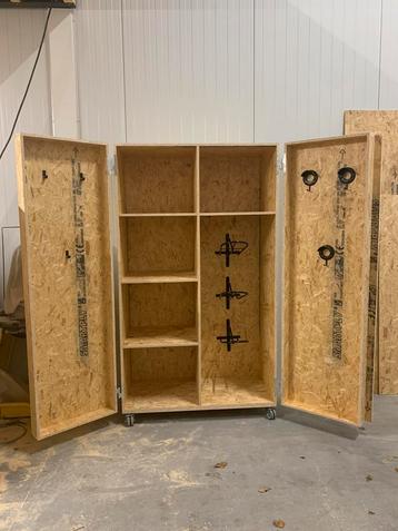Zadelkast model 5 OSB lll/ 200x120x70 cm beschikbaar voor biedingen