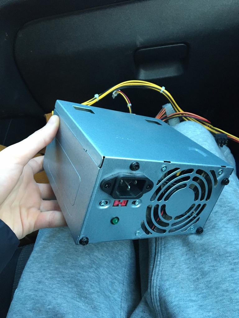 350 watt voeding voor pc, Ophalen, Zo goed als nieuw