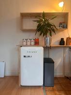 Stijlvolle kleine koelkast - compact model, 150 tot 200 liter, Gebruikt, 45 tot 60 cm, Met vriesvak
