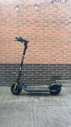 Ninebot KickScooter F2 Plus met garantie!!, Fietsen en Brommers, Steps, Ophalen, Zo goed als nieuw, Elektrische step (E-scooter)