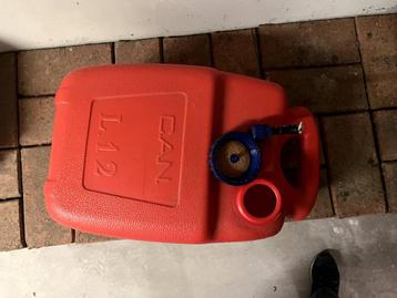 Externe tank buitenboordmotor beschikbaar voor biedingen