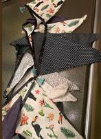 Feestelijke stoffen slinger met vlaggetjes in leuke patronen, Ophalen of Verzenden, Zo goed als nieuw