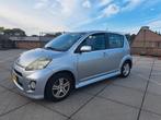 Daihatsu Sirion 1.3 16v 2005 Grijs, Auto's, Voorwielaandrijving, Zwart, 4 cilinders, Handgeschakeld