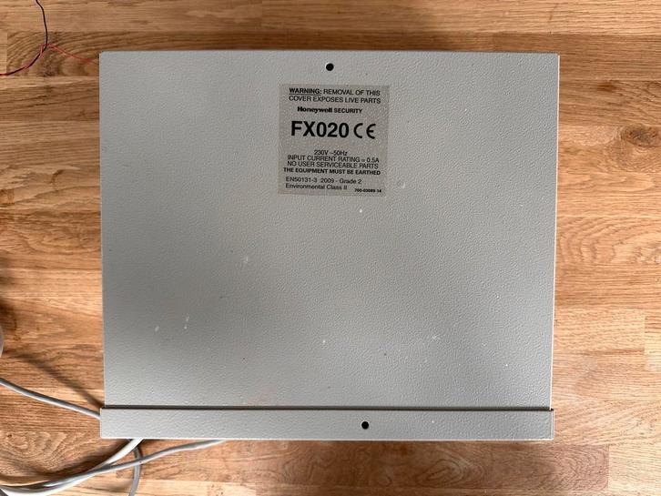 Honeywell FX020 Alarmcentrale met Netwerk, Doe-het-zelf en Verbouw, Alarmsystemen, Gebruikt, Compleet systeem, Overige soorten