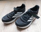 Adidas sportschoenen, zwart,  maat UK 2, EUR 34, Ophalen of Verzenden, Zo goed als nieuw, Jongen of Meisje, Sportschoenen