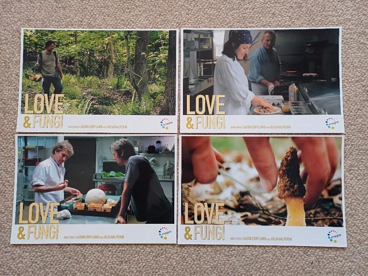 LOVE  &  FUNGI     lobbycard set., Verzamelen, Posters, Nieuw, Film en Tv, A4 of kleiner, Verzenden