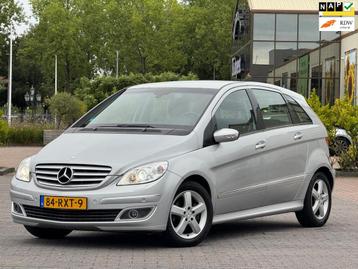Mercedes-Benz B-klasse 200 Turbo | Automaat | Navigatie | Pa beschikbaar voor biedingen