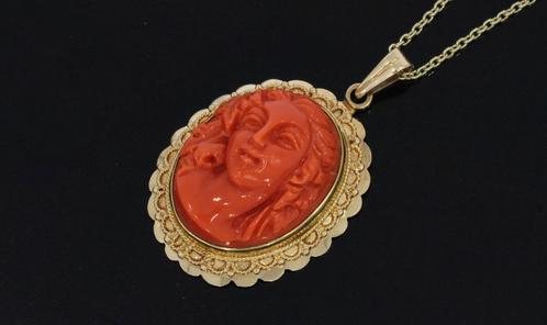 Bloedkoraal camee fraaie grote 14k gouden ketting hanger, Sieraden, Tassen en Uiterlijk, Antieke sieraden, Hanger, Goud, Met edelsteen