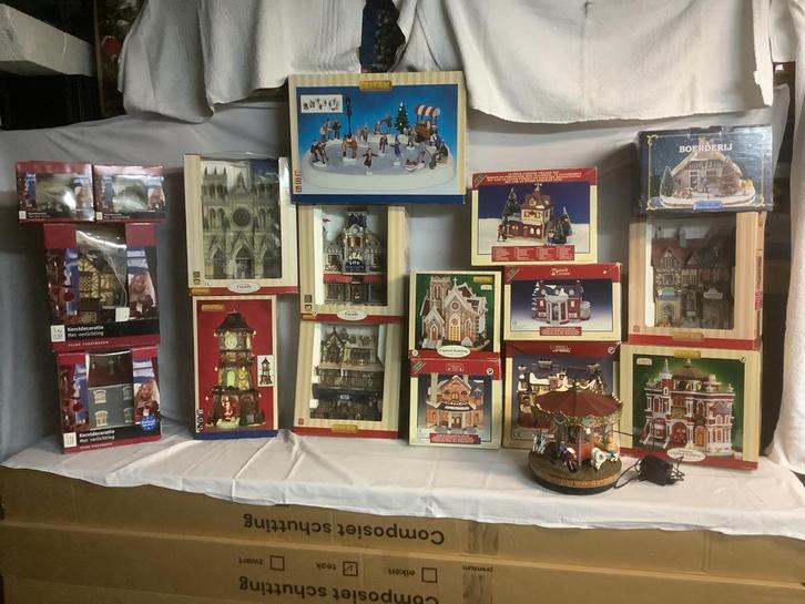 Verschillende kersthuis items(in één koop)Lemax en Intratuin, Diversen, Kerst, Zo goed als nieuw, Ophalen