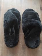 Zwarte Pantoffels Maat 38, Kleding | Dames, Sokken en Kousen, Generic, Ophalen of Verzenden, Zo goed als nieuw, Zwart