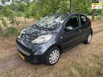 Peugeot 107 1.0-12V Urban Move apk t/m 03-07-2026, Voorwielaandrijving, Gebruikt, 4 stoelen, 68 pk