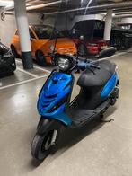 Piaggio zip 2020, Fietsen en Brommers, Scooters | Piaggio, Ophalen, Gebruikt, Zip, Benzine