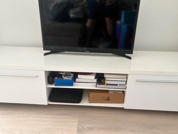 Samsung TV 80cm - Werkt Goed! beschikbaar voor biedingen
