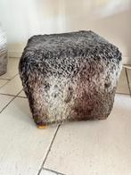 Leuke stoffen fluffy voetenbankjes/poefjes, Ophalen, Minder dan 50 cm, Fluffy, Vierkant