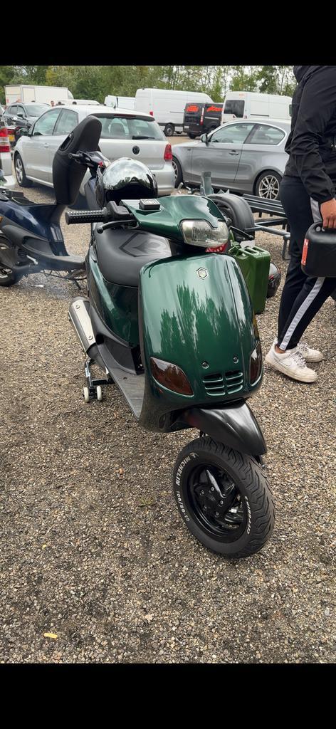 Type 3 172 op brom, Fietsen en Brommers, Scooters | Piaggio, Zo goed als nieuw, Zip, Maximaal 45 km/u, Tweetakt, Ophalen