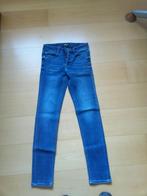 Bizzbee skinny jeans maat 27 (T34), W32 (confectie 46) of kleiner, Bizzbee, Gedragen, Verzenden