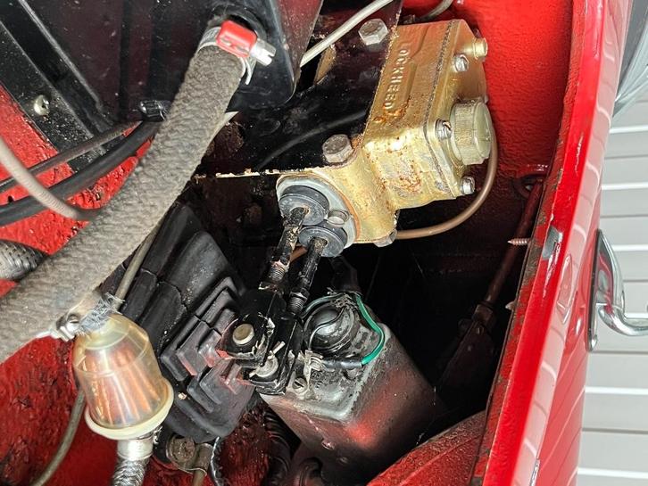 MG A 1959, Auto's, MG, Particulier, Benzine, Origineel Nederlands, Rood, Zwart, Leder, Achterwielaandrijving, Ophalen
