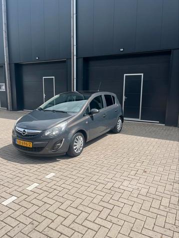Opel Corsa 1.4 16V 5D 2014 Grijs beschikbaar voor biedingen