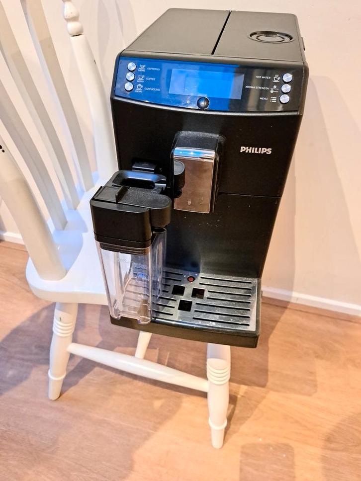 Philips EP3550 Espressomachine, Witgoed en Apparatuur, Koffiezetapparaten, Gebruikt, Koffiebonen, Espresso apparaat, 2 tot 4 kopjes