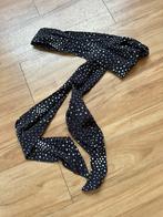 Zwarte sjaal met witte stippen / patroon, Kleding | Dames, Mutsen, Sjaals en Handschoenen, Ophalen of Verzenden, Zo goed als nieuw