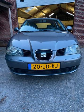 Seat Ibiza 1.4 16V 55KW AUT 2002 Grijs beschikbaar voor biedingen