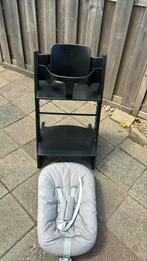 Stokke tripp trapp nieuw model zwart met babyset en newborn, Kinderen en Baby's, Kinderstoelen, Ophalen, Zo goed als nieuw, Meegroeistoel