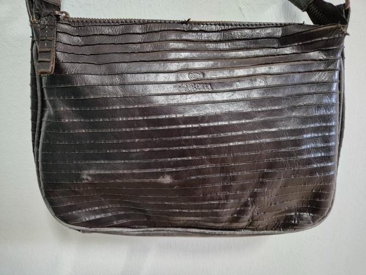 Tas34 - Donkerbruine leren Fred de le Bretoniere tas (1), Sieraden, Tassen en Uiterlijk, Tassen | Damestassen, Handtas, Bruin