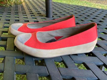 Fitflop schoenen rood met taupe kleur maat 40 beschikbaar voor biedingen
