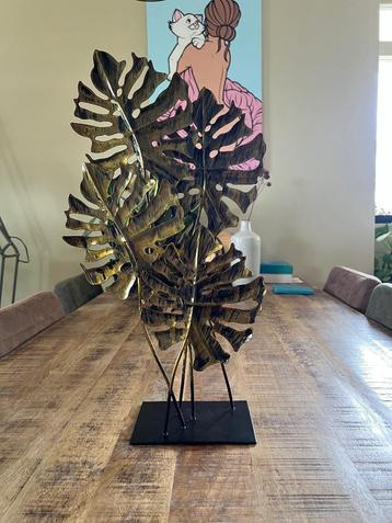 Handgemaakt Ornament op Voet van IJzer (58 cm hoog) beschikbaar voor biedingen