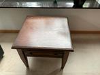 Bijzettafel van kersenhout met lade, Gebruikt, Klassiek, Vierkant, 55 tot 75 cm