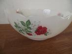 wit acropal schaal schulprand Red roses 20 cm France 1970, Antiek en Kunst, Ophalen of Verzenden