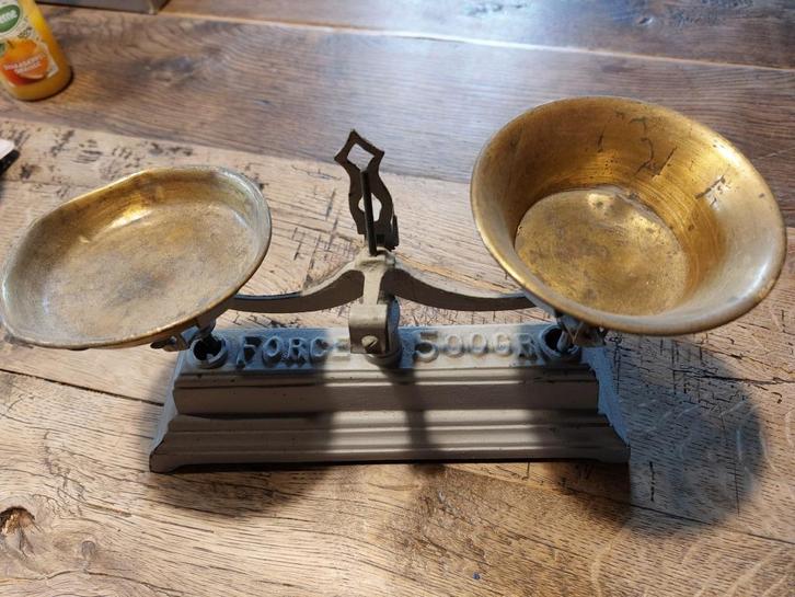 oude zware ijzeren-fonte weegschaaltje, begin 1900, Antiek en Kunst, Curiosa en Brocante, Ophalen of Verzenden