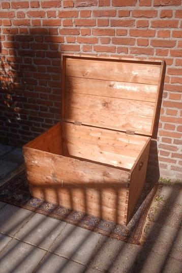 Antieke kist oude kist  vurenhout 91 x 60 x 60 cm oldenzaal beschikbaar voor biedingen