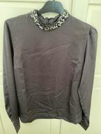 Grijze blouse met steentjes op de kraag, Maat 38/40 (M), H&M, Ophalen of Verzenden, Zo goed als nieuw