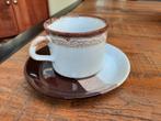 Mooi bruine kop en schotel vintage, Antiek en Kunst, Antiek | Servies los, Ophalen of Verzenden