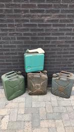 4 oude Jerrycans, Verzamelen, Militaria | Algemeen, Ophalen of Verzenden, Landmacht, Nederland, Overige typen